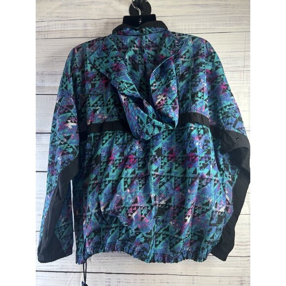 Vintage 90's Reebok Jogging Windbreaker (Light Jacket, Basketball, Gym Wear) - Picture 5 of 13